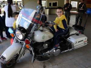 visita escolas - semana do exrcito 27